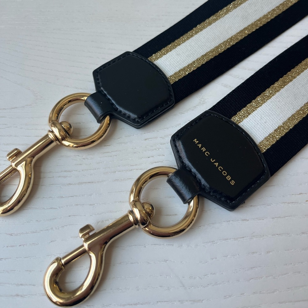 Marc Jacobs black and gold tote bag strap